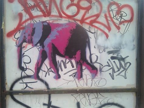 elephant graffiti | Urban art, Chalk artist, Graffiti