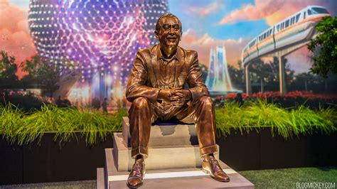 "Walt the Dreamer" Statue for EPCOT Revealed at D23 Expo 2022