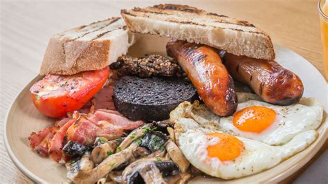 What's Served In A Traditional Full Scottish Breakfast?