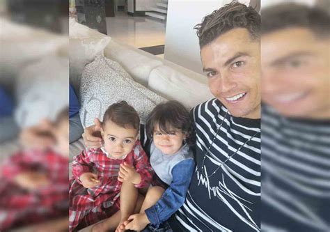 Cristiano Ronaldo cute video with his kids, while working out at home.
