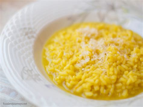 Risotto alla Milanese | Food and Journeys