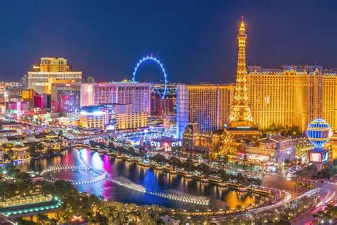 Top 6 Shows To See In Las Vegas For 2022 - Travel Off Path