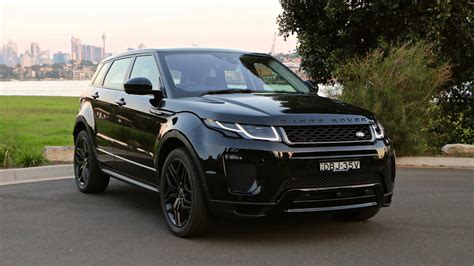 Range Rover Evoque 2016 Review - Chasing Cars