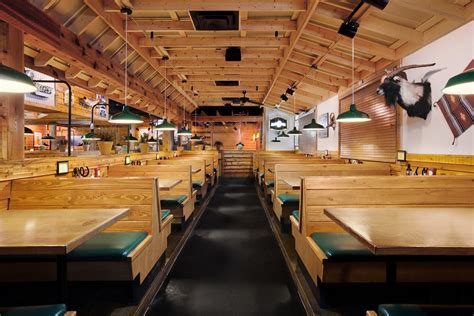 TEXAS ROADHOUSE - Architizer