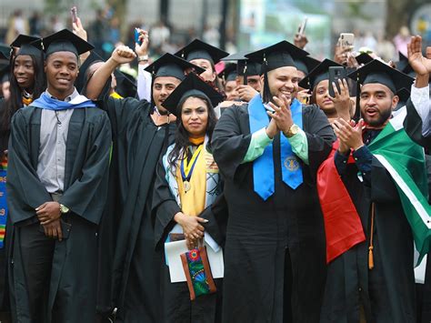 Lehman College News - 2019 - Lehman Confers a Record Number of Degrees at 2019 Commencement