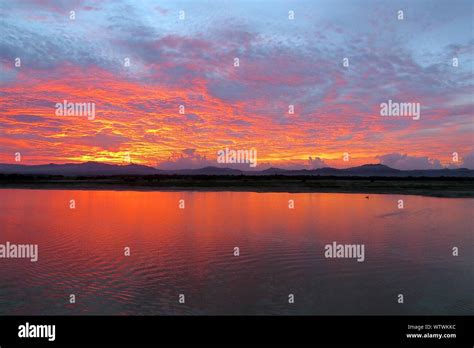 Lake meiktila hi-res stock photography and images - Alamy