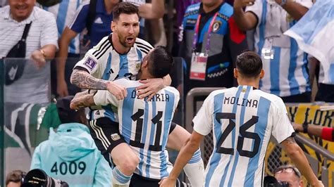 FIFA World Cup: Lionel Messi stars in Argentina win over Mexico to ...