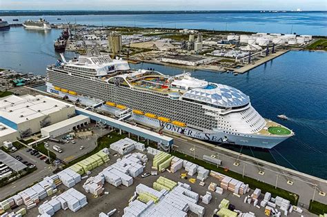 Royal Caribbean’s Wonder of the Seas Completes First Year in Service - Cruise Industry News ...