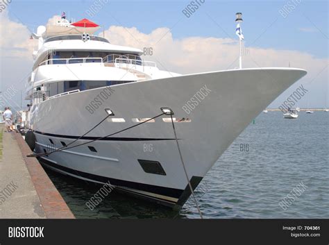 Mega Yacht Image & Photo (Free Trial) | Bigstock