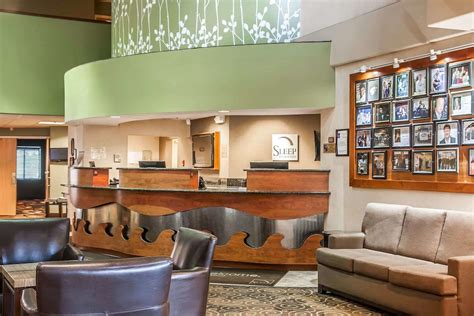 Sleep Inn & Suites Conference Center and Water Park Minot, North Dakota, US - Reservations.com