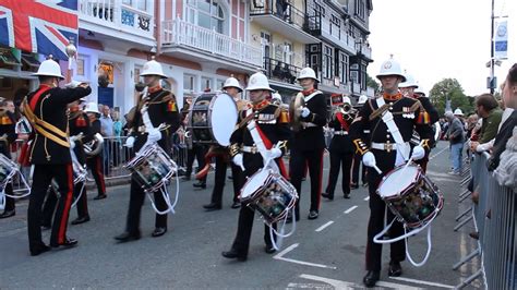 HM Royal Marines Band Collingwood - Dartmouth Regatta 2017 - YouTube