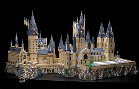 Brickfinder - Upsize Your LEGO Hogwarts Castle (71043) With This Amazing Fan-Mod!