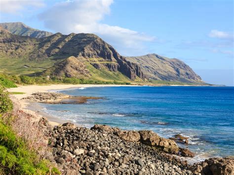 Makua Beach - Hawaii Travel Guide