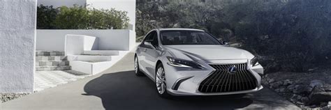 Lexus New Hybrid Models - Fuel Efficient SUV & Sedan | Lexus