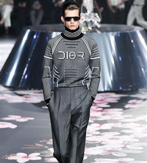 Futuristic Outfits Men