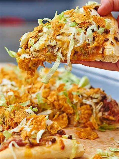 Easy Taco Pizza Recipe - Show Me the Yummy