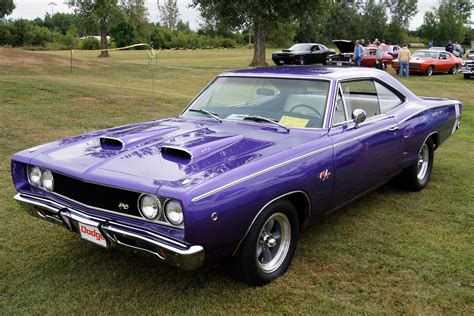 Dodge Coronet - Ultimate Coronet R/T and Super Bee Guide