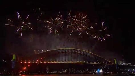 Australia welcomes 2023 with spectacular fireworks display lighting up ...