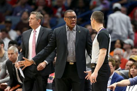 Sacramento Kings Close in on Philadelphia 76ers Target Alvin Gentry ...