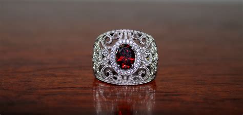 Garnet Jewelry : Surprising facts you didn't know about garnets