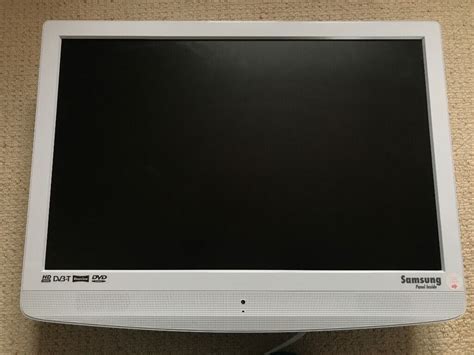 Samsung TV with DVD player 22 inch X22/14C white | in Marchwood ...