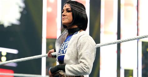 Bayley's 5 Best (& 5 Worst) Attires | TheSportster