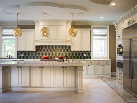 H9 Pearl Glazed | J&K Cabinetry