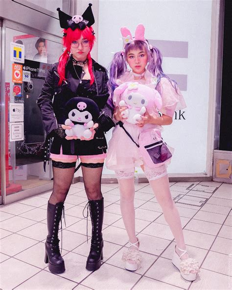 𝙉𝓪𝖔m̶ḯ̷̢ͅ ੈ♡♱ on Twitter | Cosplay outfits, Halloween outfits, Gothic outfits