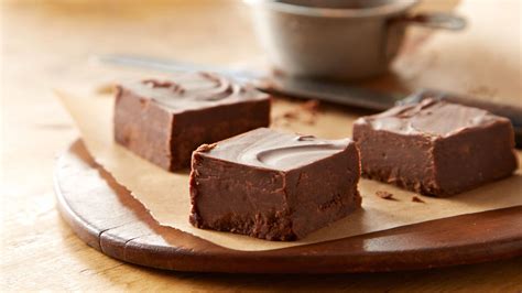 Rich Cocoa Fudge Recipe | HERSHEY'S