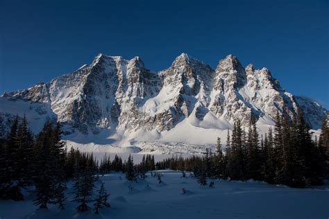 Ski Tour Tonquin Valley | All about Jasper National Park