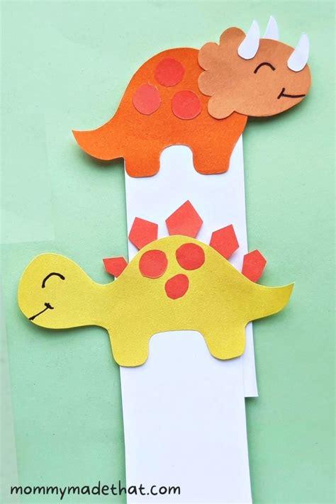 Adorable Dinosaur Bookmarks (With Printable Template)