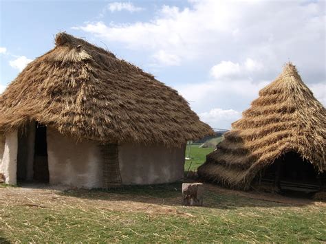 😎 Neolithic age homes. What was life like during the Stone Age?. 2019-02-22