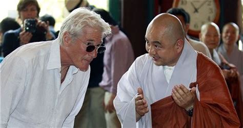 Richard Gere visits Buddhist temple in South Korea - syracuse.com