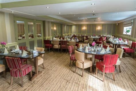 IVY BUSH HOTEL RESTAURANT, Carmarthen - Restaurant Reviews, Photos ...