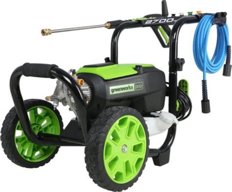 The Best 3,000 PSI Pressure Washer: Comparison & Reviews (2024)