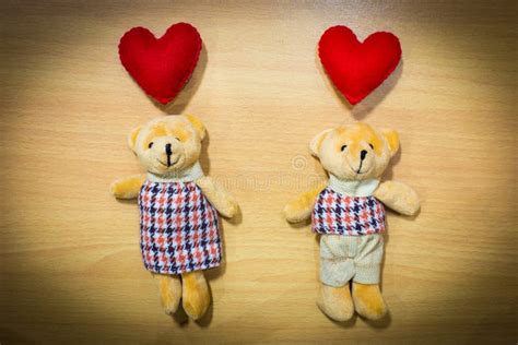 Love Teddy Bear Couple on Wooden , Valentine Day Concept Stock Image - Image of valentine ...