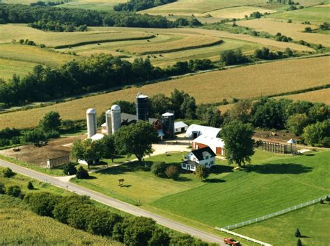 Reminisce...: The Farm ~ Wisconsin