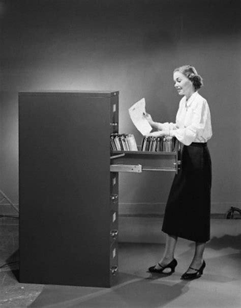 A collection of interesting vintage pictures of women woking in office over the decades ...