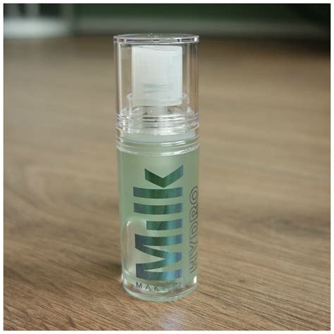 Milk Makeup Hydro Grip Primer review – Floating in Dreams