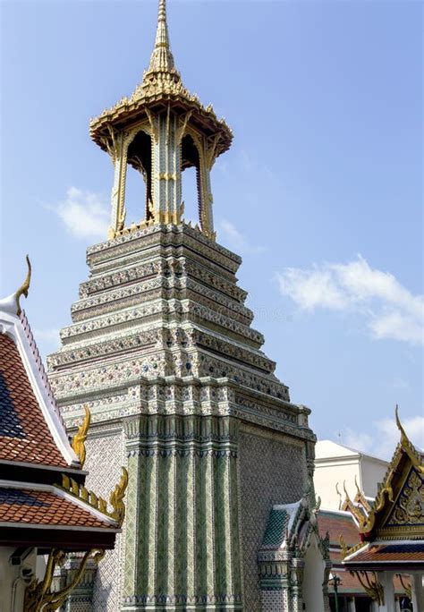 Wat Phra Kaew, Emerald Buddha Temple Stock Photo - Image of asian ...