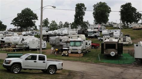 Camping at the Fairgrounds | Iowa State Fair 2014 - YouTube