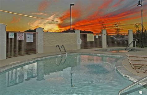 Hampton Inn & Suites Phoenix-Surprise, AZ (Surprise, AZ) - Resort Reviews - ResortsandLodges.com