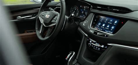 2021 Cadillac XT5 Interior Features & Dimensions | Cargo Space, Seating