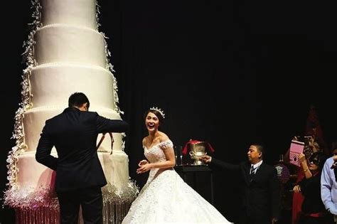 7M-peso 12-foot high wedding cake of Dingdong Dantes and Marian Rivera baffles the world! - Get ...
