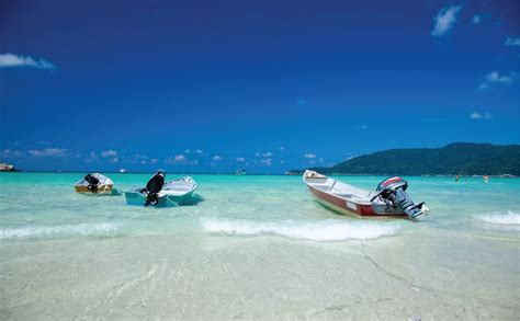 What are the differences between Perhentian Kecil and Perhentian Besar? A Tale of Two Islands ...