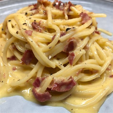 Authentic Carbonara - Dining and Cooking