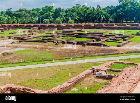 Somapuri Vihara Somapura Mahavihara , ruins of Buddhist monastic ...