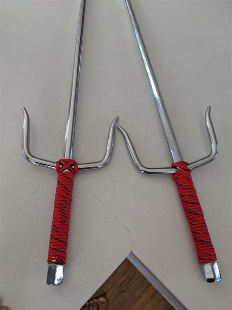 Wrap my Sai - traditional karate weapon from Okinawa - with paracord ...