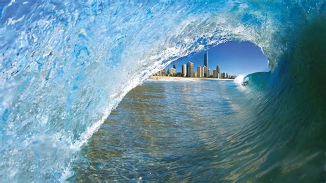 Surfers Paradise Beach - Surfers Paradise, Queensland Attraction ...