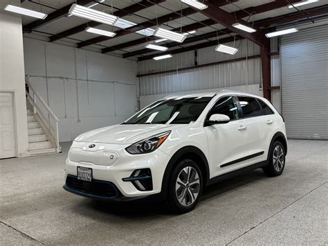 Used 2020 Kia Niro EV EX for sale at Roberts Auto Sales in Modesto, CA ...